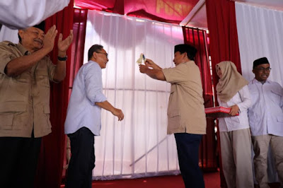 Prabowo Resmikan Posko Pemenangan Didampingi Zukifli Hasan Dan Bibit Waluyo