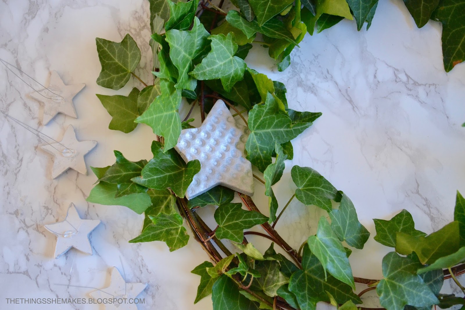 DIY Christmas Ivy & Star Wreath The Things She Makes