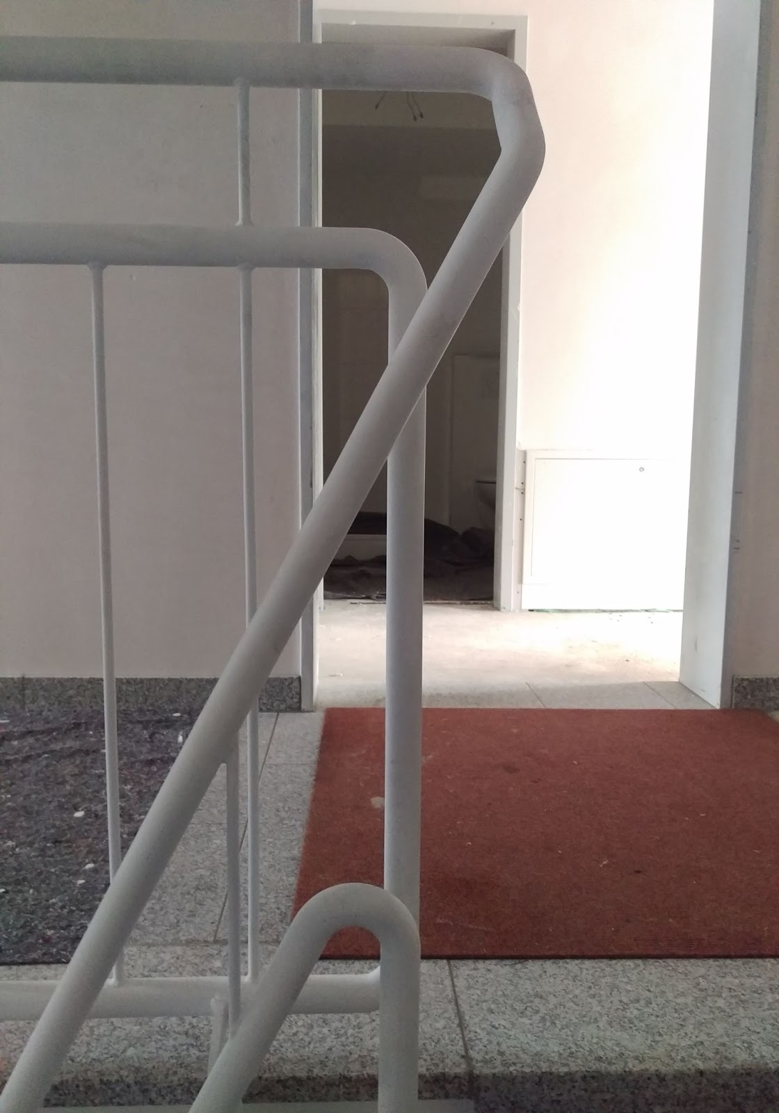 Treppengeländer Attikageländer Wendeltreppe FrÖbel Metallbau Hier Ein Detail Des Geländer An Der Wendeltreppe