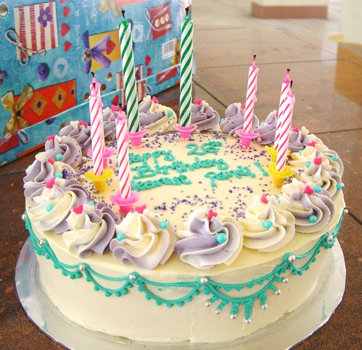 Free birthday cake ~ TRAVEL AND TOURIST PLACES OF THE WORLD