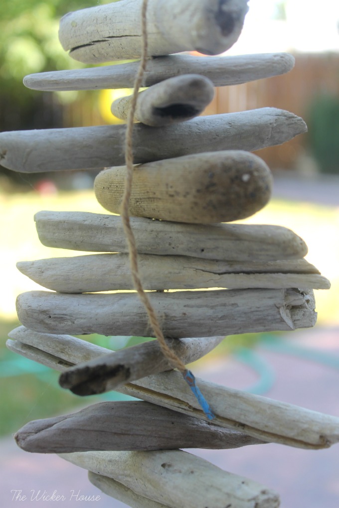 How to make a Driftwood Garland The Wicker House