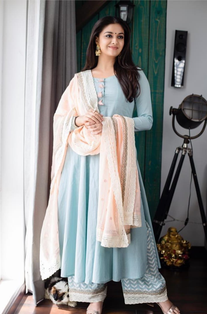 Actress Keerthy Suresh Latest Cute Photos