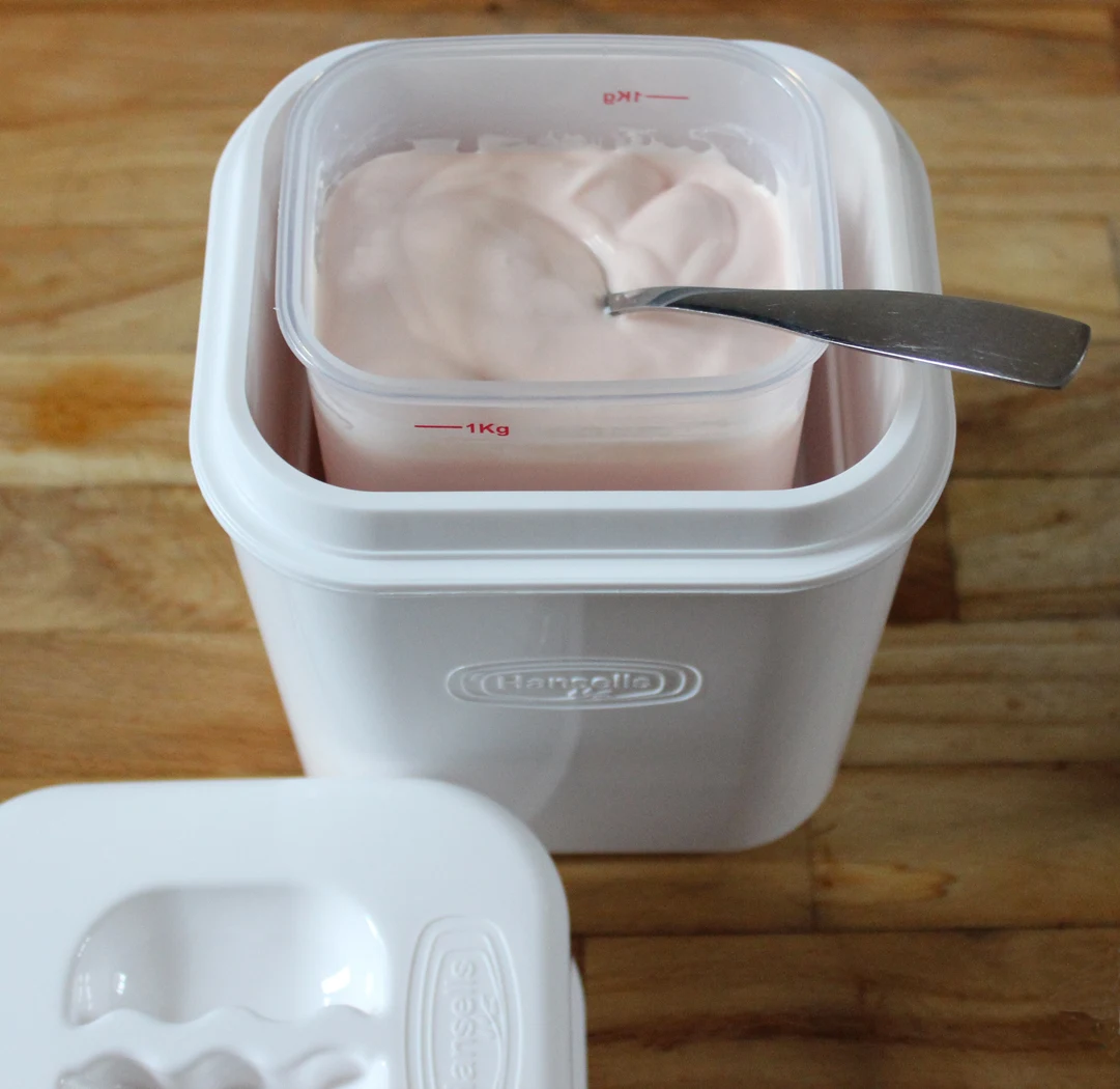 Hansells Yogurt Maker Review A Glug of Oil