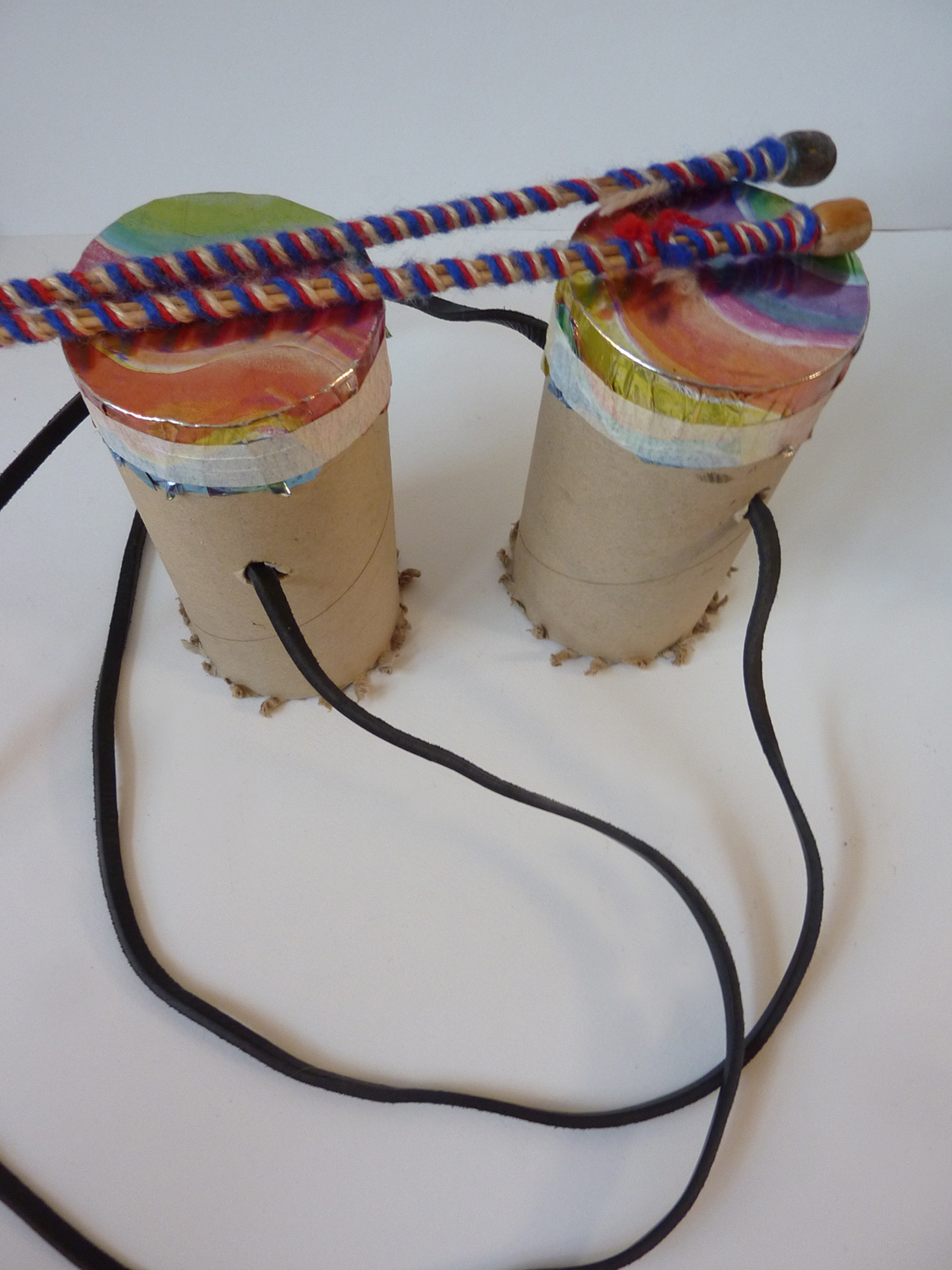 turning pages Cardboard drums