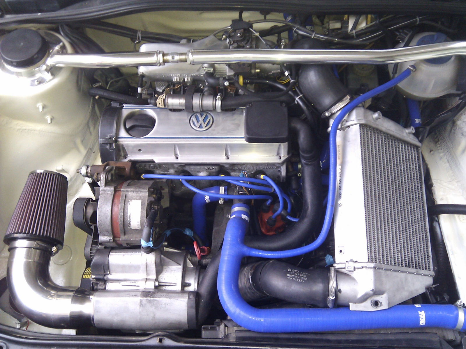 Made in Garaje: COLOCACION DE BATERIA EN EL MALETERO EN GOLF MK2 G60