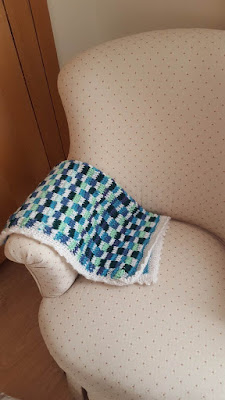 Scrappy Yarn Mini Blanket Scrappy Yarn Mini Blanket