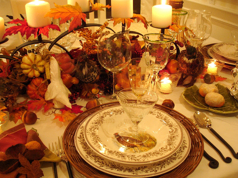 Around the House: A THANKSGIVING TABLE