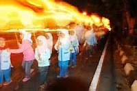 Pawai Obor http://www.mawarnada.com