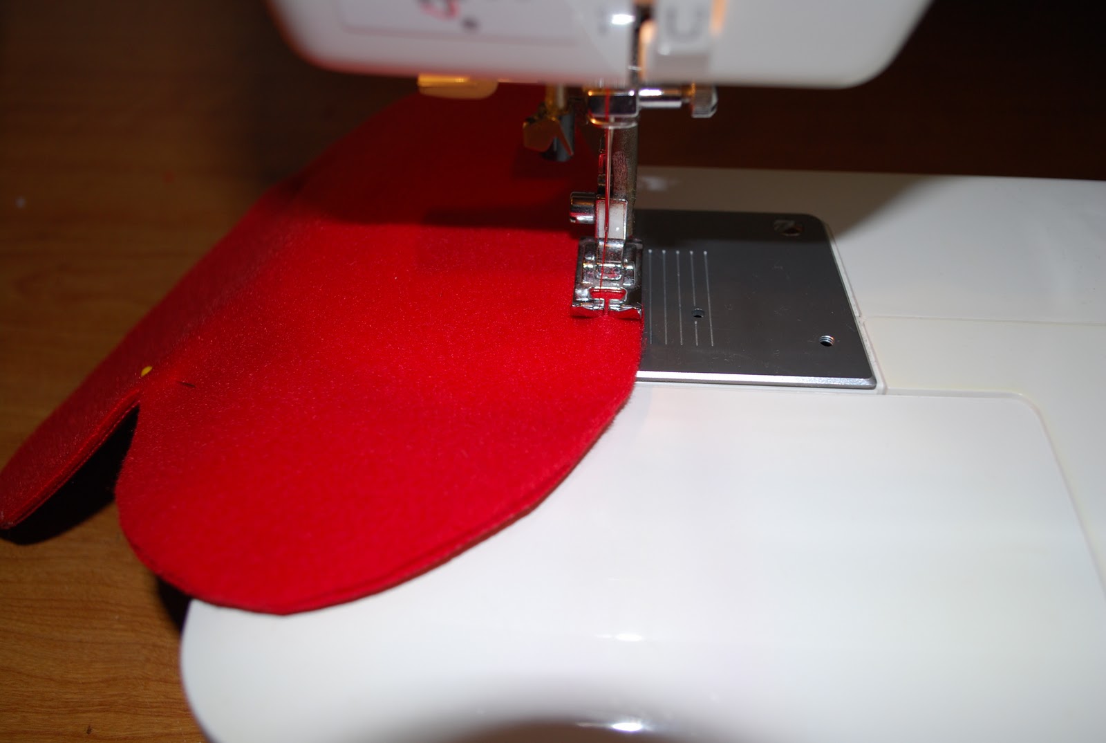 How to Sew Heart Shaped Hand Warmer Sisters, What!