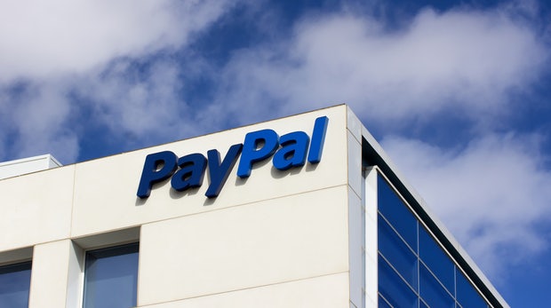 Paypal confirma que está adquirindo a empresa sueca de pagamentos iZettle por 2.2 bilhões de dólares, tornando-se a maior transação do Paypal.
