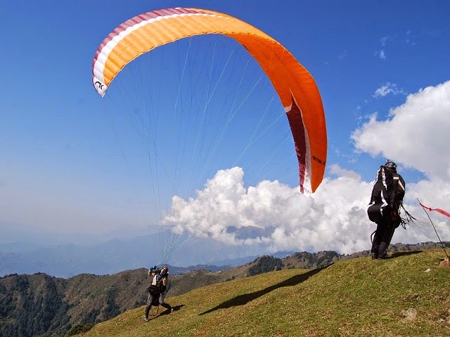 Most adventure sport in India Paragliding In India