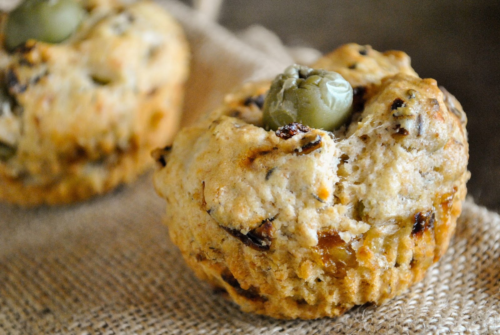 Moist savory muffins with sundried tomatoes and olives VeganSandra