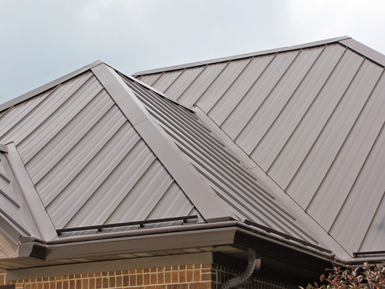 Master Steel Roofing MSR 100 16" Dark Bronze Panels