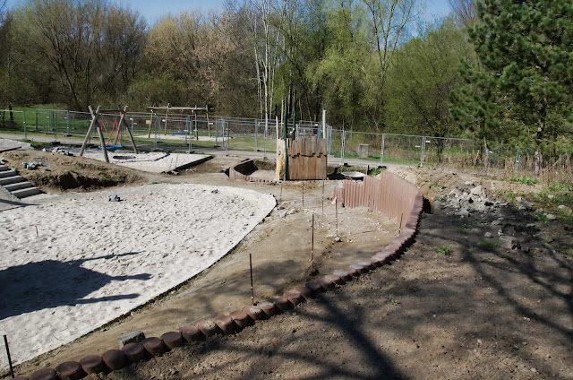 Baustelle Neubau eines Spielplatzes, Am Malchower See, Nähe Hohenschönhauser Weg, 13051 Berlin, 27.03.2014
