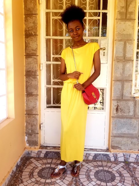 How To Wear A Bright Yellow Maxi Dress Casually