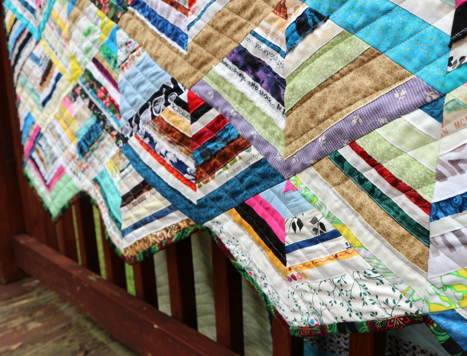 Crafts, Cavies and Cooking Blogger's Quilt Festival Shiplapped