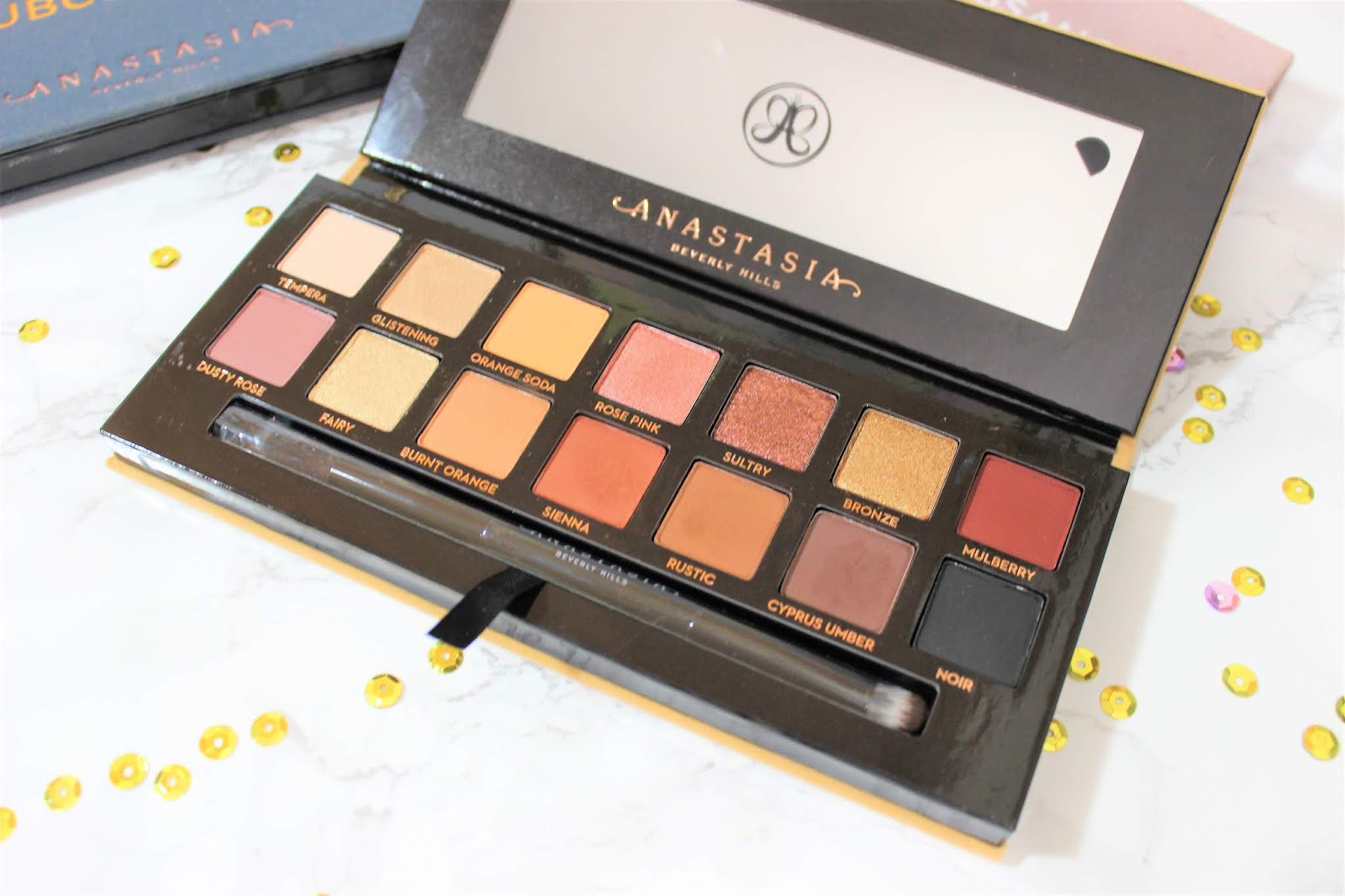 ABH Soft Glam Palette review