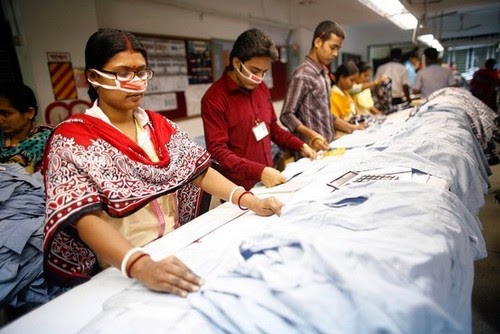 Yaa Quality Control System for the Apparel Industry (Domestic / Export) QUALITY CONTROL SYSTEM FOR THE APPAREL INDUSTRY Yaa Quality Control System for the Apparel Industry (Domestic / Export)