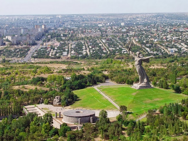Monumento Conmemorativo a los Soldados Soviéticos en Mamayev Kurgan