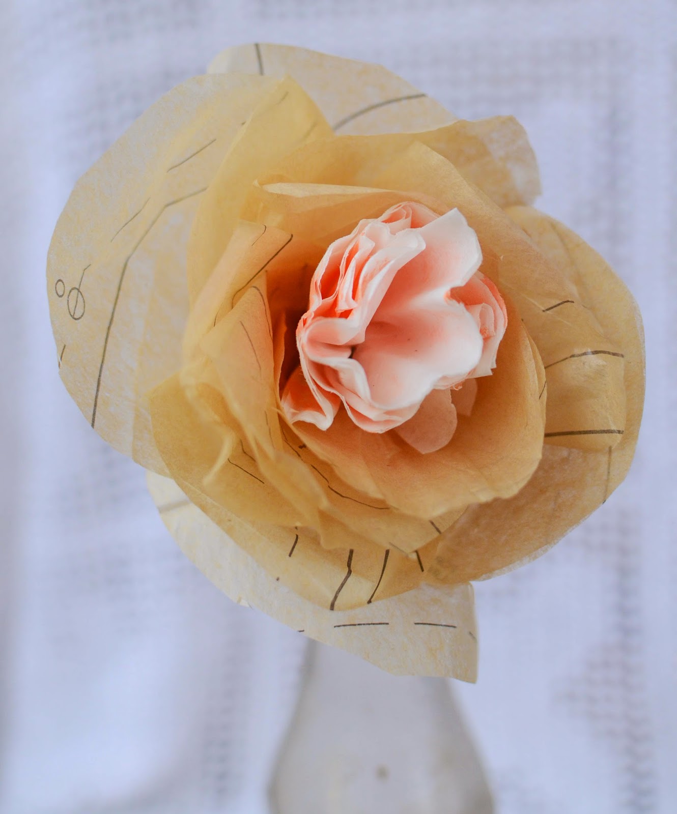 The Rosy Life: DIY Handmade Paper Flowers.