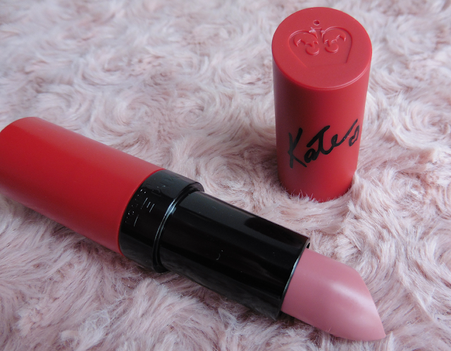 Rouge à lèvres Lasting Finish Mat by Kate 101 de Rimmel London Rouge à lèvres Lasting Finish Mat by Kate 101 de Rimmel London