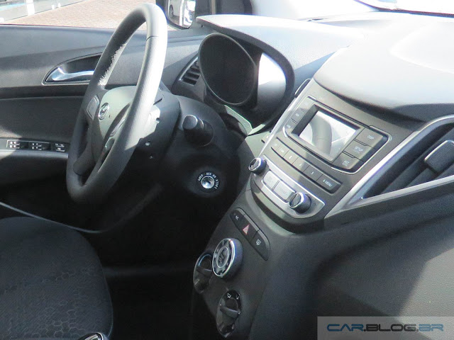 Hyundai HB20 X 2016 Style 1.6 Automático - interior - painel