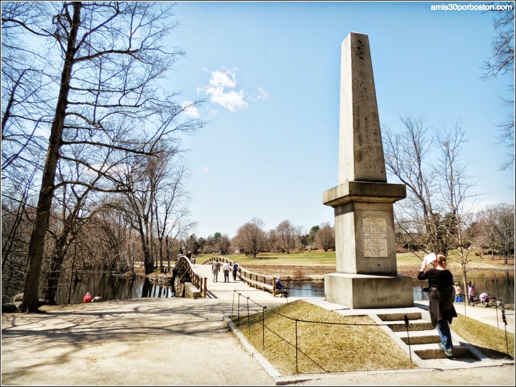 Patriots´ Day en Concord: Memorial Obelisk 