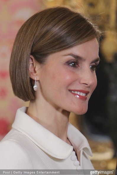 Queen Letizia of Spain attends the lunch in ocassion of the '2014 Cervantes Award' at the Royal Palace on April 22, 2015 in Madrid, Spain.