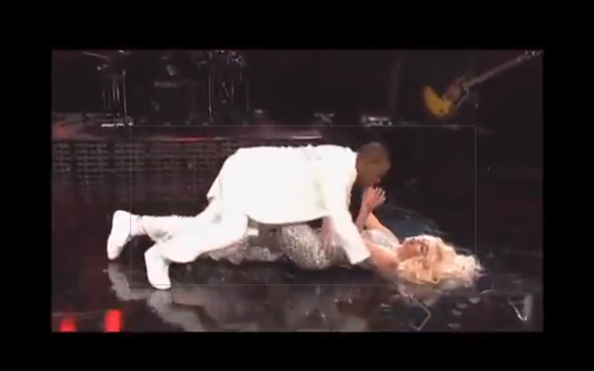 Lady Gaga comendo buceta #10 | 2048 x 1280