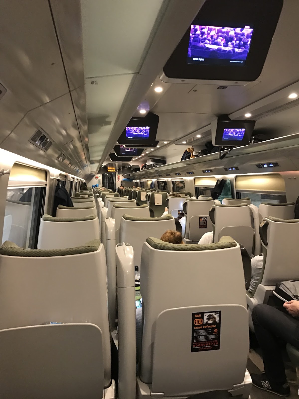 Rita的德國採購&旅遊日記: 波蘭高速火車Express InterCity Premium (EIP)經驗分享