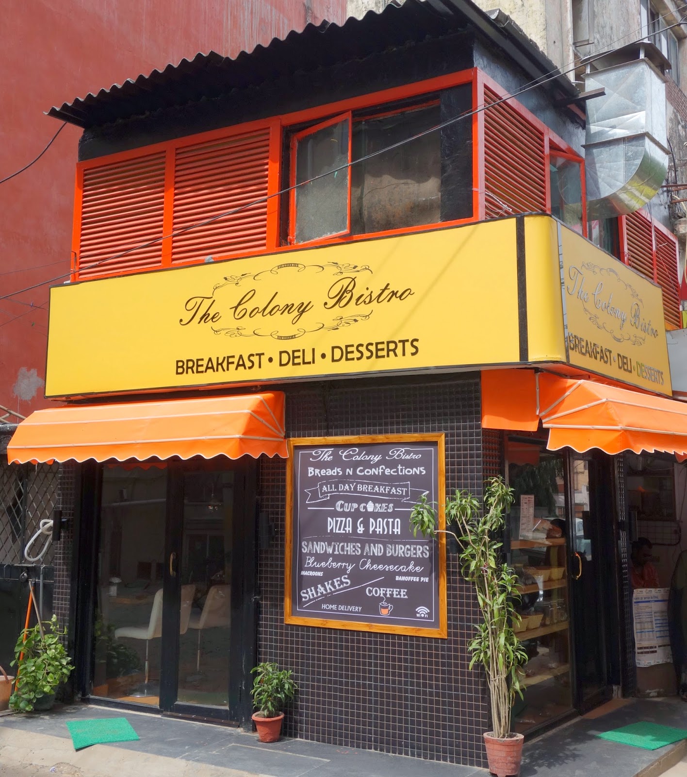 Step 1 Stand facing the stove. RESTAURANT REVIEW THE COLONY BISTRO
