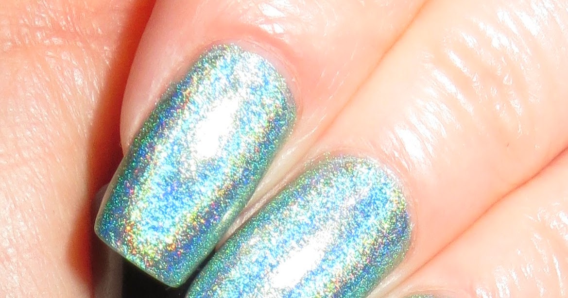 FACE Stockholm Thea Manicure Blue Skies for Me Please