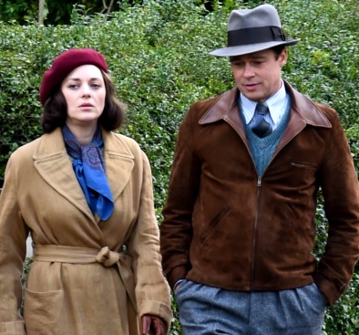 Brad Pitt y Marion Cotillard Foto de Brad Pitt caminando junto a Marion Cotillard