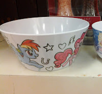 MLP Store Finds: US - MLP Plates, Bowls and Bottles