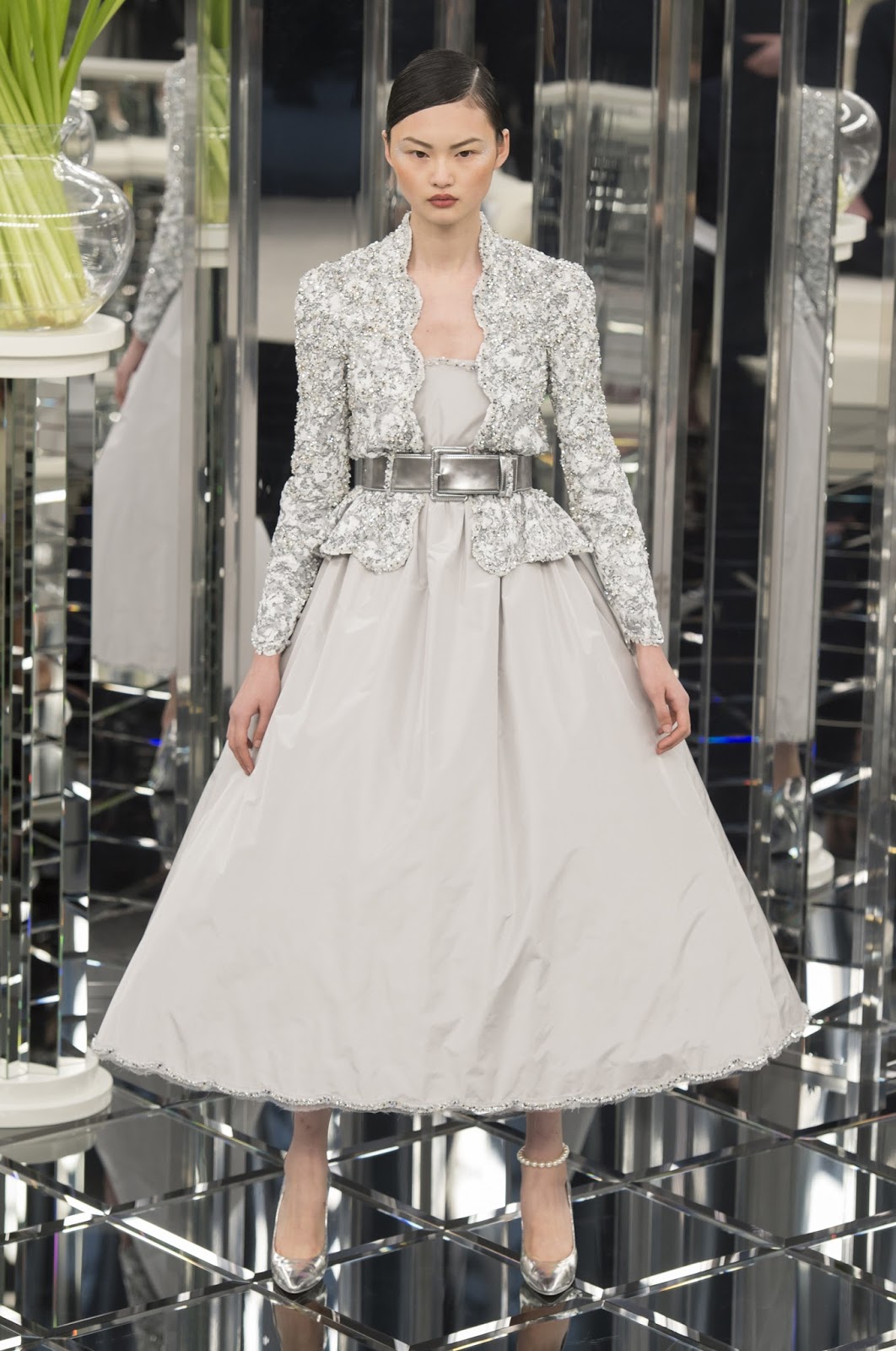 CHANEL: SIMPLY STUNNING