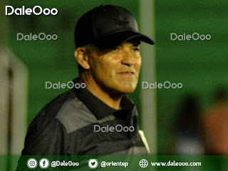 Néstor Clausen DT de Oriente Petrolero disputará su sexto Clásico Cruceño como estratega albiverde - DaleOoo