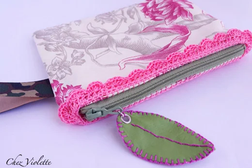 Romantic zipper pouch : French toile + pink lace