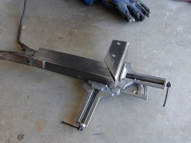 right angle vise in action