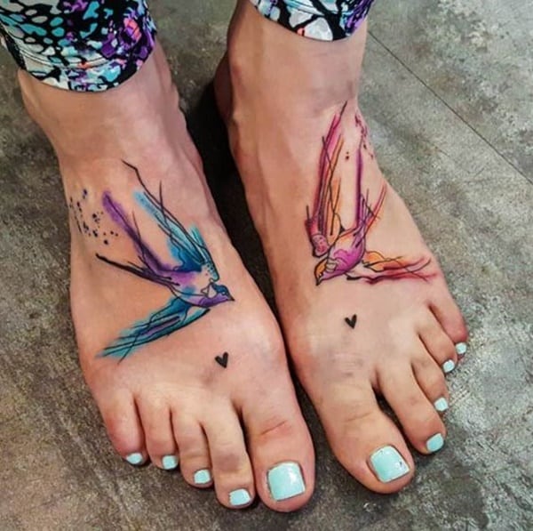 tatuagens de andorinhas para as mulheres tatuagens de andorinhas para as mulheres