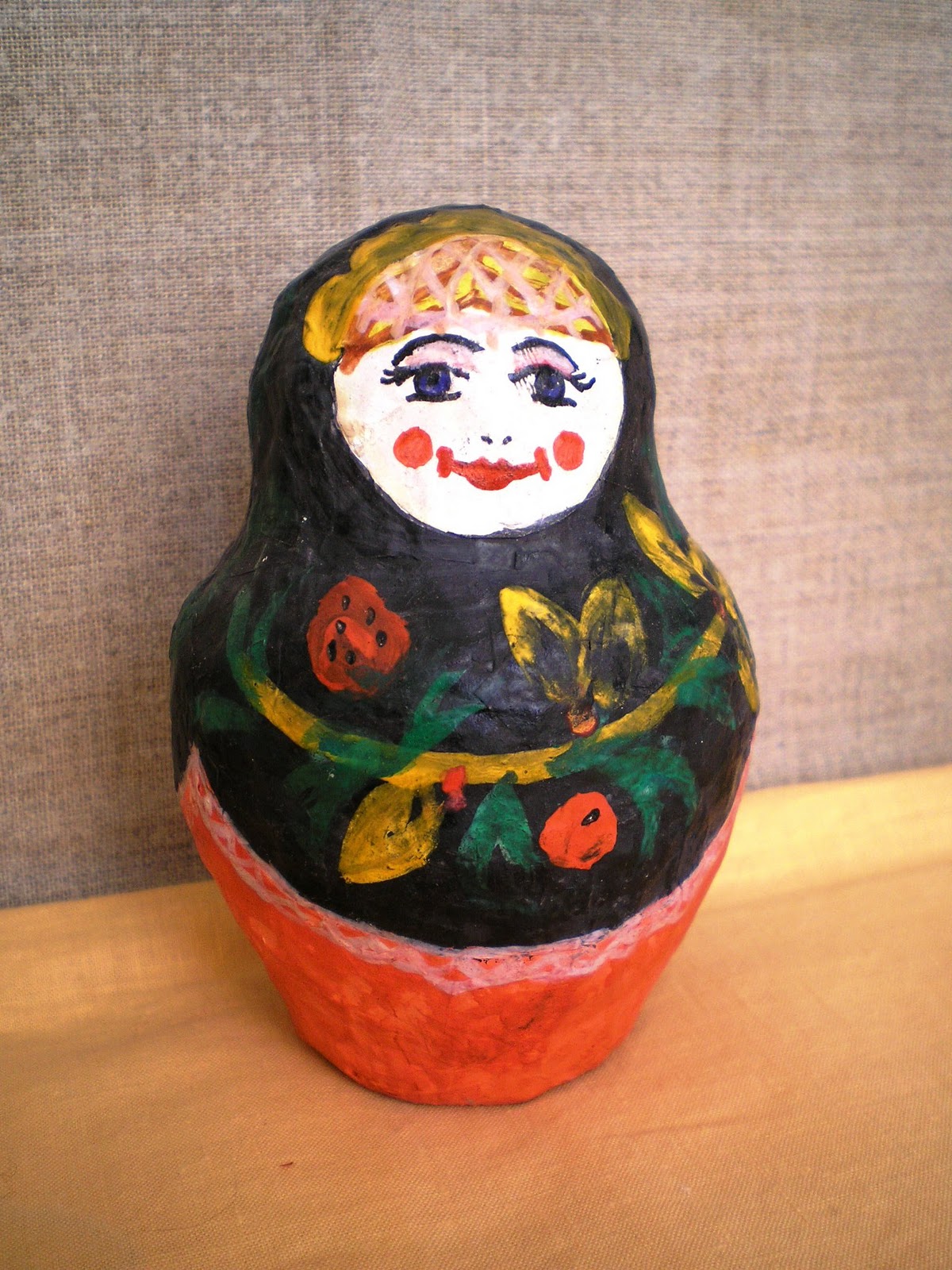 Матрешка из папье маше
