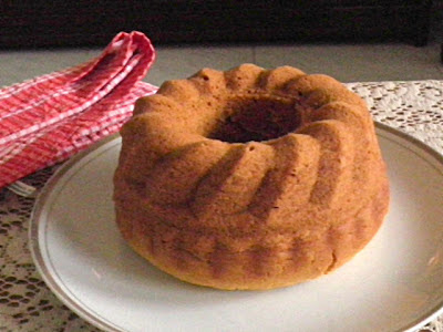Baked Pumpkin Bread Recipe @ treatntrick.blogspot.com