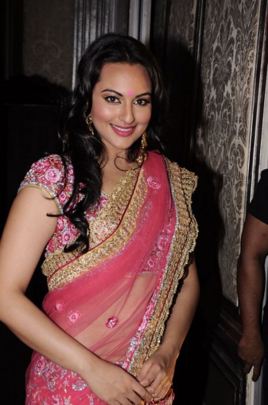 Sonakshi Sinha Pink Saree Photos Actress Saree Photossaree Photoshot Saree Photosindian