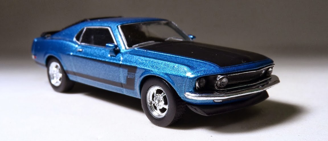 Miniaturas de Carros em Foco