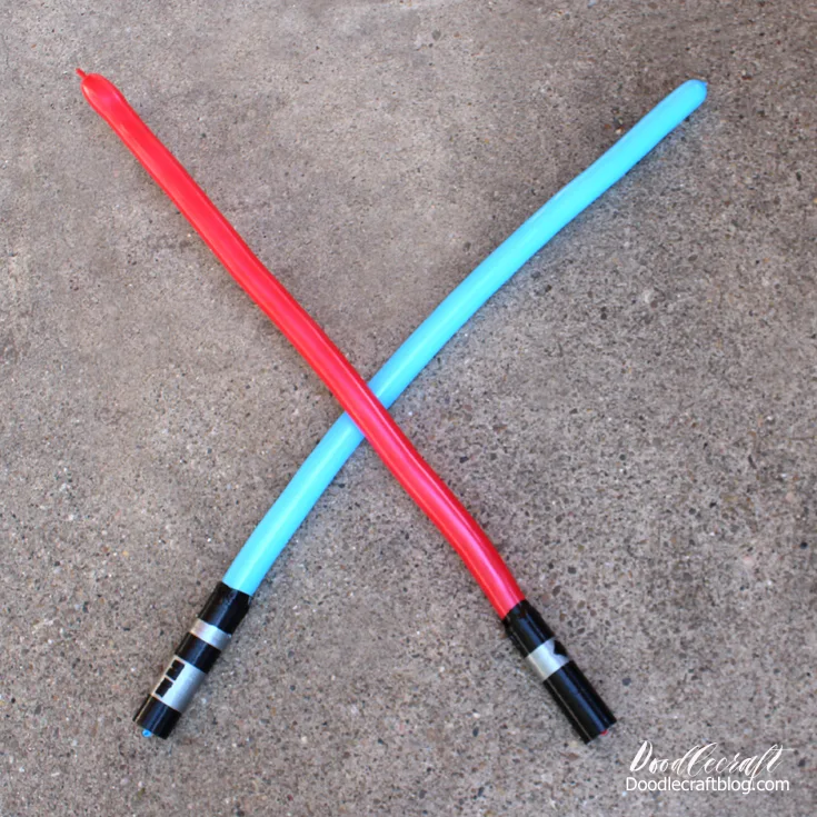 How to make a lightsaber from Star Wars - Homemade light saber 