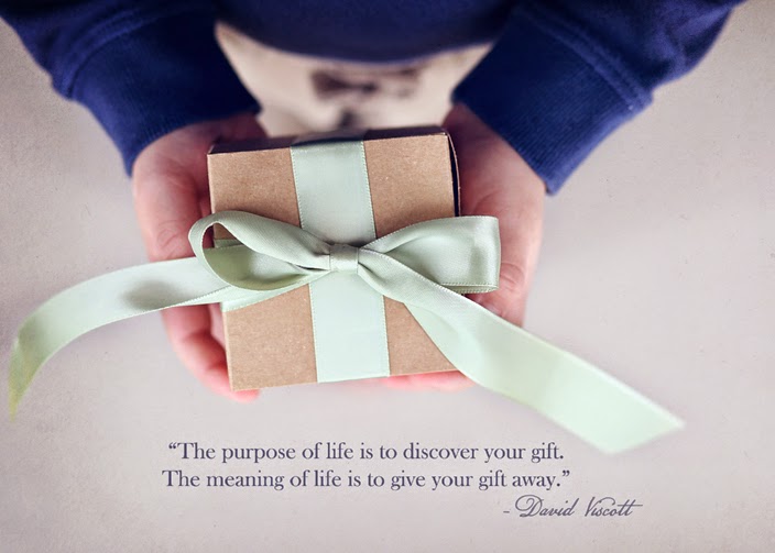 Life is gift. Life is a Gift. Discover your Gift. Жизнь это подарок фото. Give Gifts give Life.