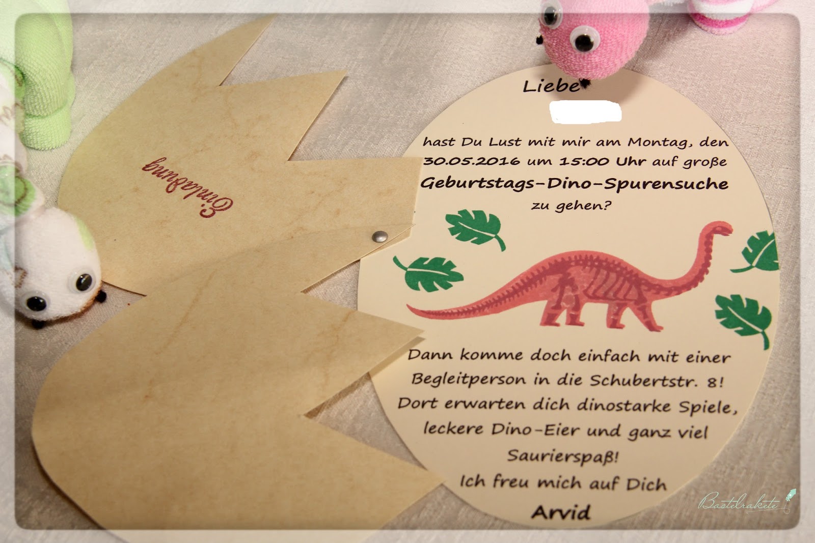 Bastelrakete: Einladung Dinogeburtstagsparty