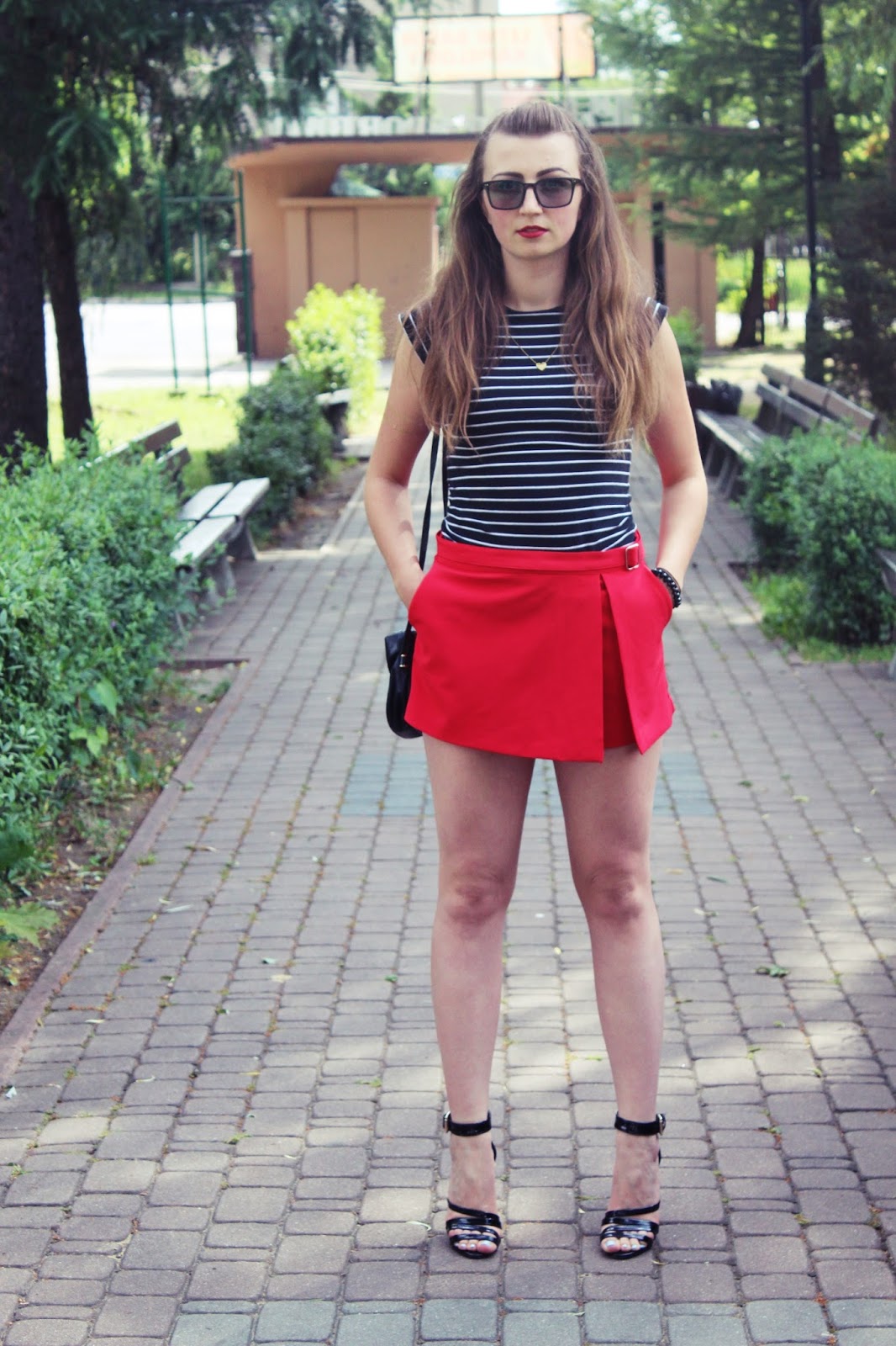 red shorts + stripes Kurkowo.