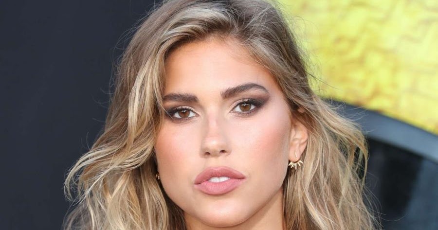Kara Del Toro - 'Power Rangers' Premiere in Los Angeles - Celeb Dekho