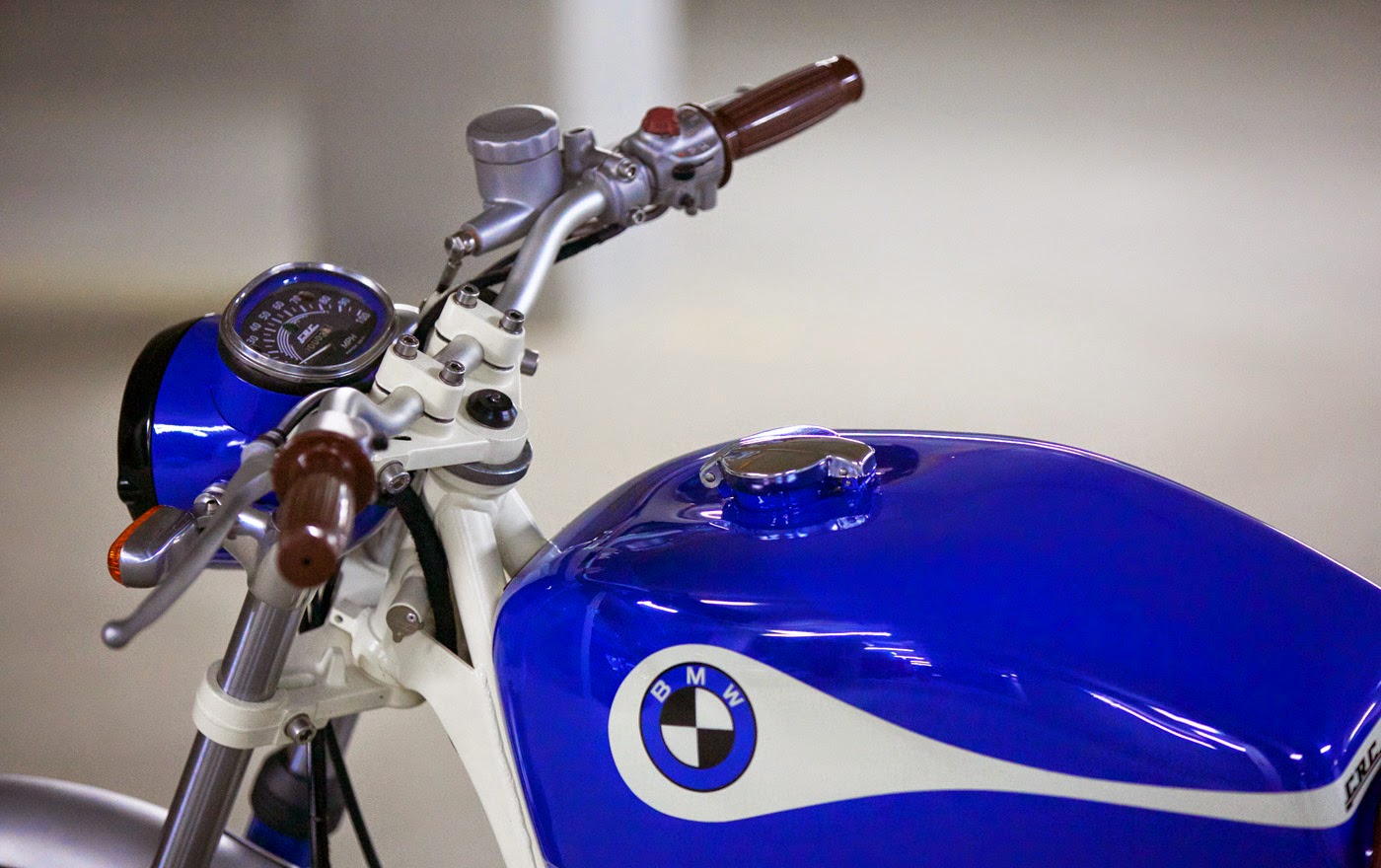 РњРѕС‚РѕС†РёРєР» BMW r45