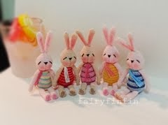 Crochet Tiny Rabbit Dolls: Height of doll 5 cm without ear (Sit) -100 % cotton crochet thread